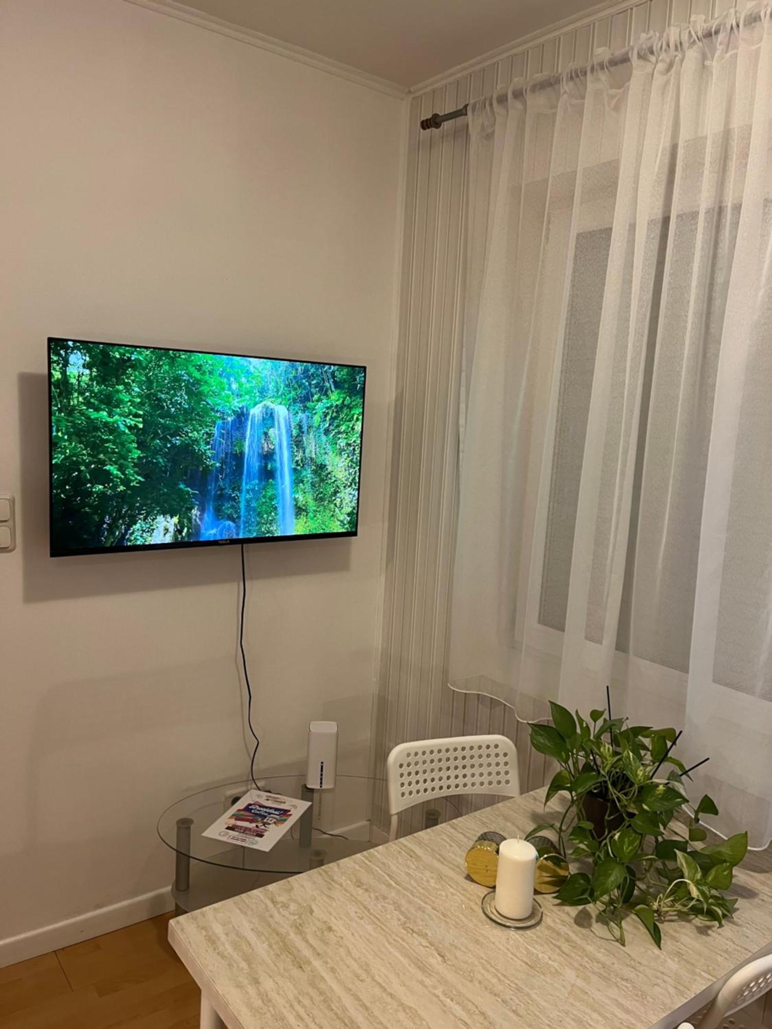 Downtown Rose Garden Apartments Whit Garage Opcional Budapest Esterno foto